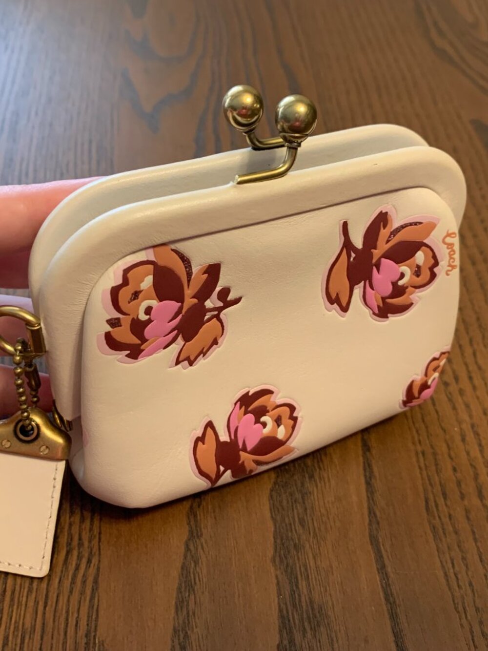 COACH 1941 Chalk FLORAL LEATHER KISSLOCK FRAMED COIN PURSE